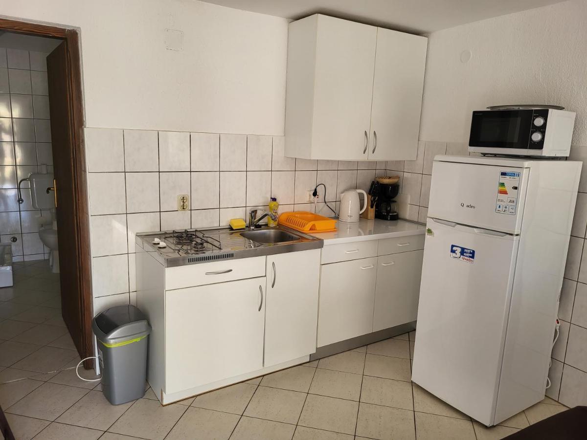 Apartments Masic Milovci Exterior photo